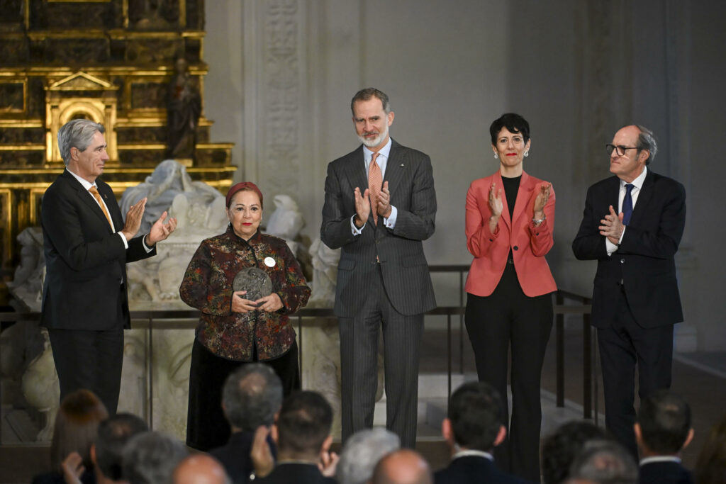 Rey Felipe VI alaba el "coraje" de las familias que buscan a desaparecidos forzados en México - premio-de-derechos-humanos-rey-de-espana-1024x683