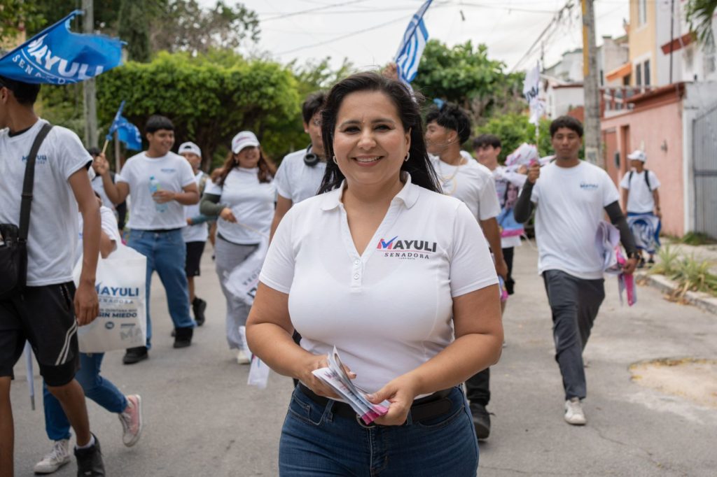 Afirma Mayuli Martinez que solo el gobierno federal resolvería el problema del transporte urbano en Cancún