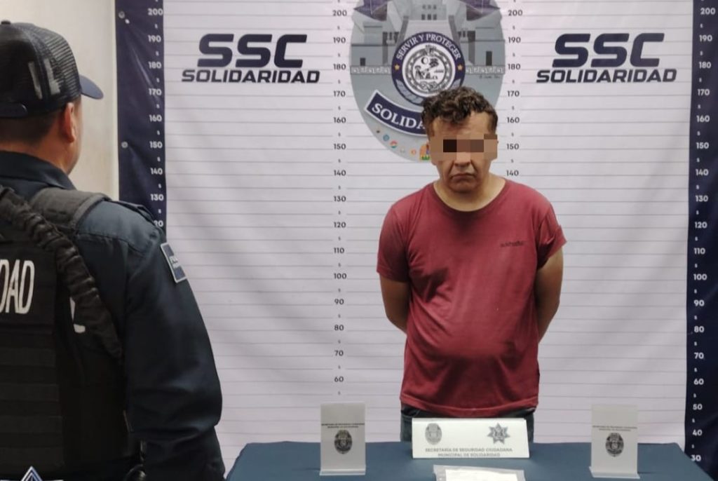 ABUSO SEXUAL || Sorprenden a Ricardo “N” tocando y besando a una menor de edad