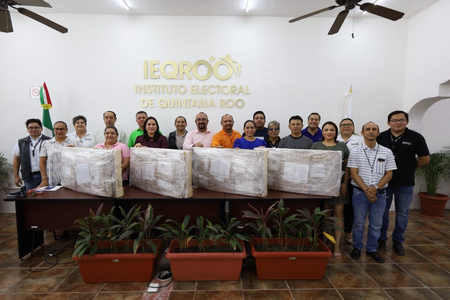 Llega a Quintana Roo material electoral para el Voto Anticipado