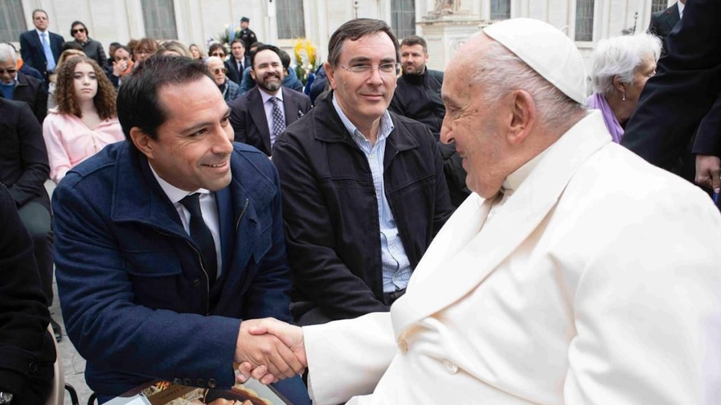 Mauricio Vila saluda al papa Francisco; pontífice bendice a familias yucatecas - mauricio-vila-roma-papa-francisco-1024x576