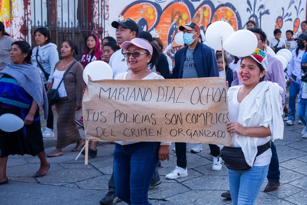 ONG y padres de familia marchan contra desapariciones de menores en Chiapas - chiapas1-1024x684