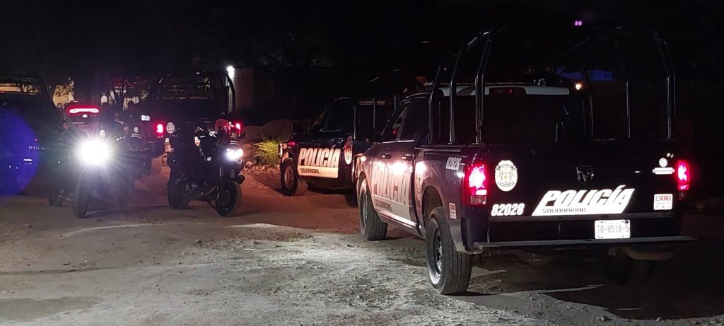 Localizan una camioneta abandonada con narcóticos en las Torres