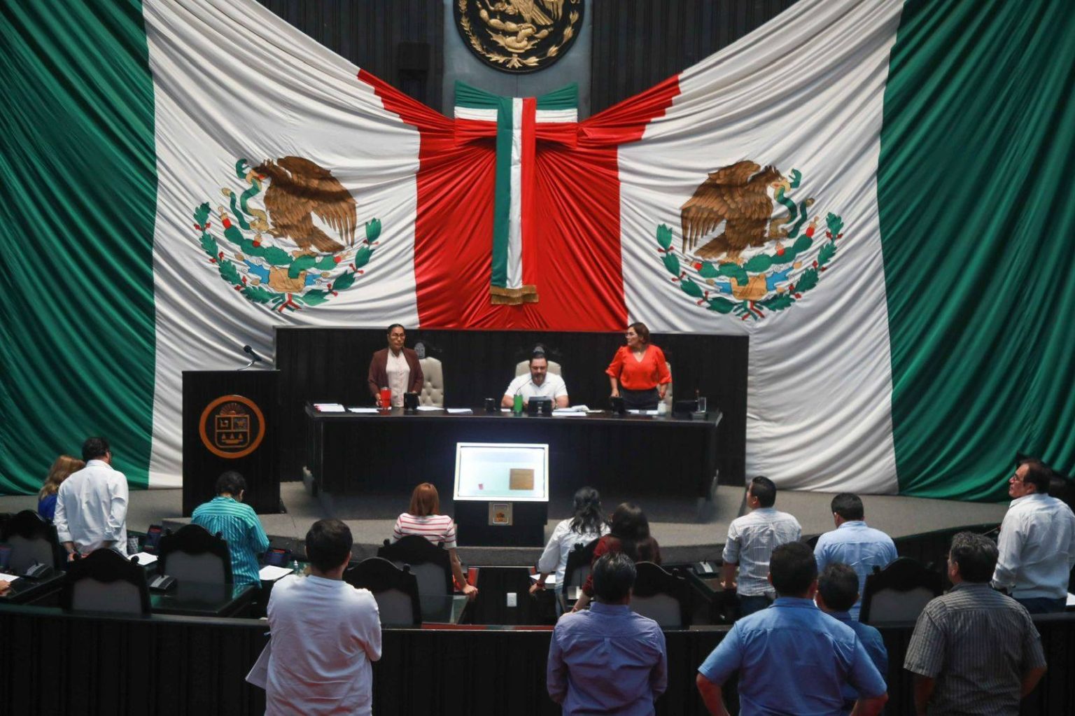 Piden al Gobierno de Quintana Roo “vetar” la abrogación de la Ley de Imagen Institucional