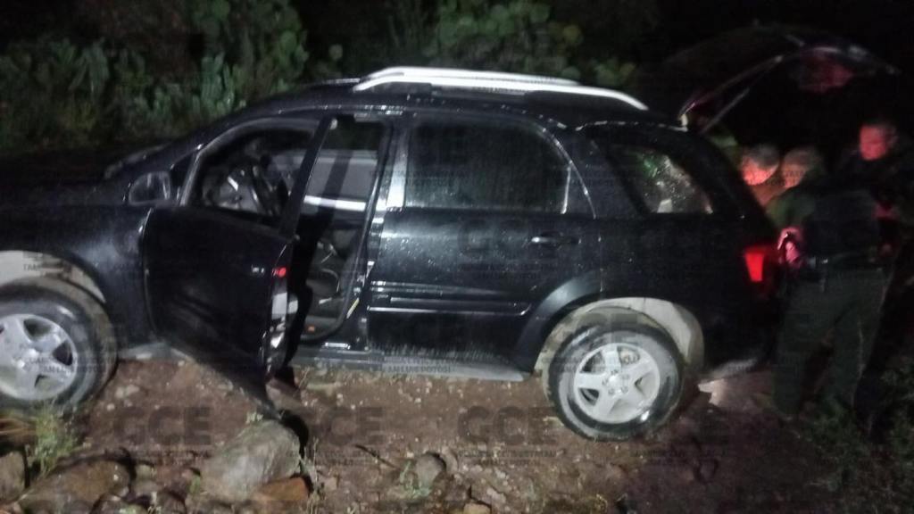 Policía abate en SLP a cinco presuntos criminales durante enfrentamiento - segunda-camioneta-asegurada-en-slp-1024x576