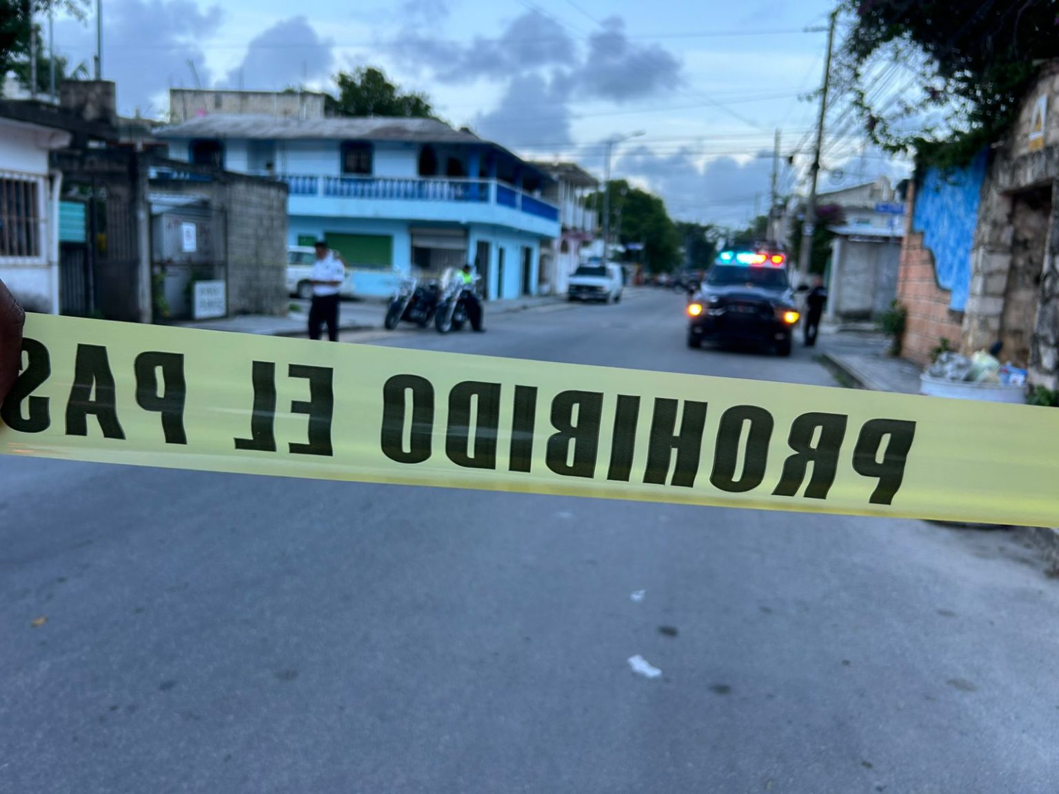 PLAYA DEL CARMEN: Abandonan cadáver en la basura de la colonia Colosio