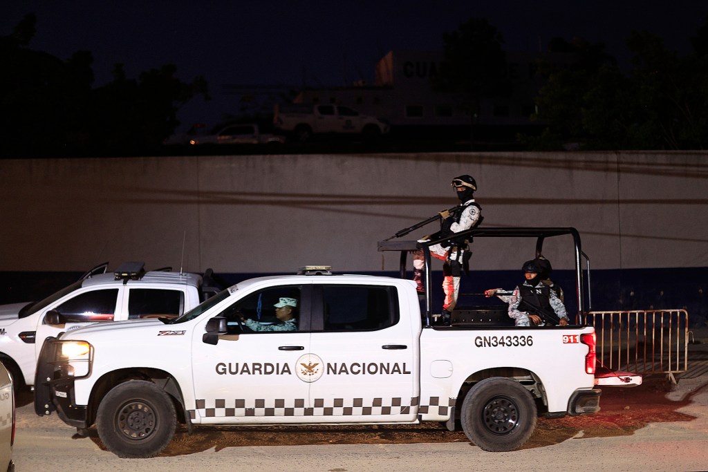 Lanzan petardos contra cuartel de la SSP Guerrero en Acapulco - atacan-con-explosivos-en-acapulco-cuartel-de-la-ssp-guerrero-1024x683