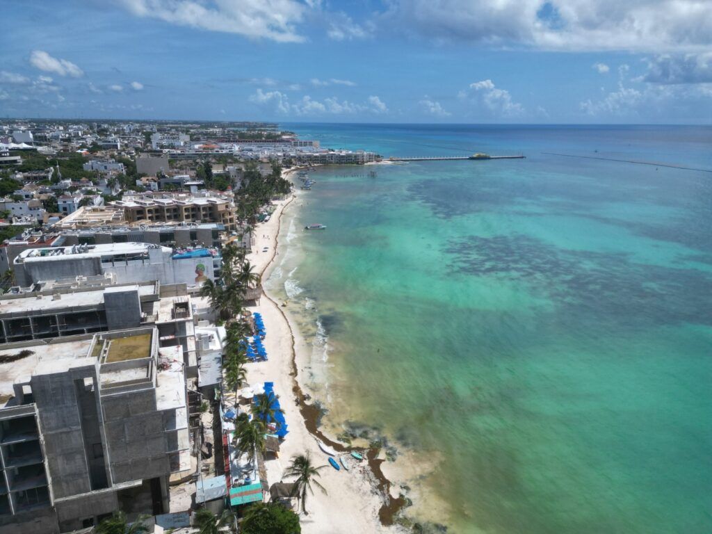 Proyectos privados no son la solución para la erosión de las playas en Quintana Roo