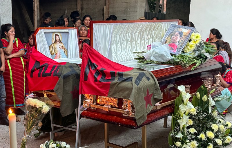 Indígenas triqui exigen justicia por asesinato de dos mujeres en Oaxaca - indigenas-triqui-exigen-justicia-por-asesinato-de-dos-mujeres-en-oaxaca-3-1024x653