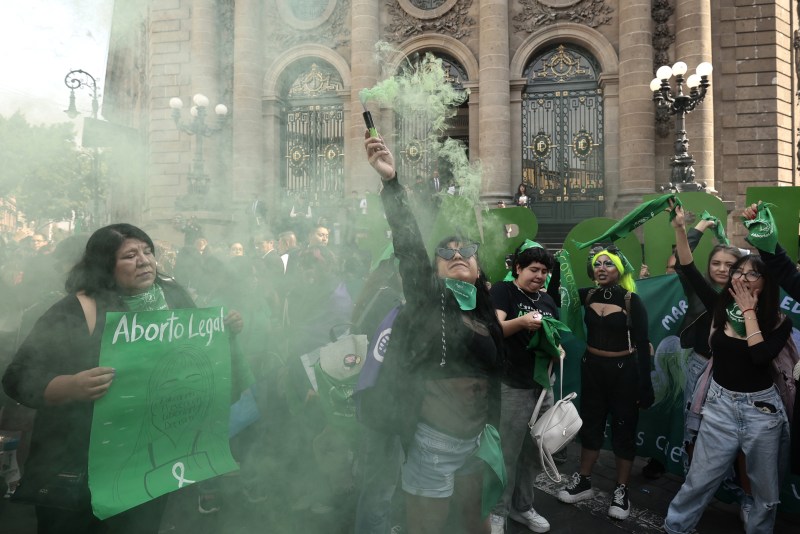 Organizaciones urgen al Congreso CDMX que discuta la despenalización total del aborto - organizaciones-urgen-al-congreso-cdmx-que-discuta-la-despenalizacion-total-del-aborto-2-1024x683