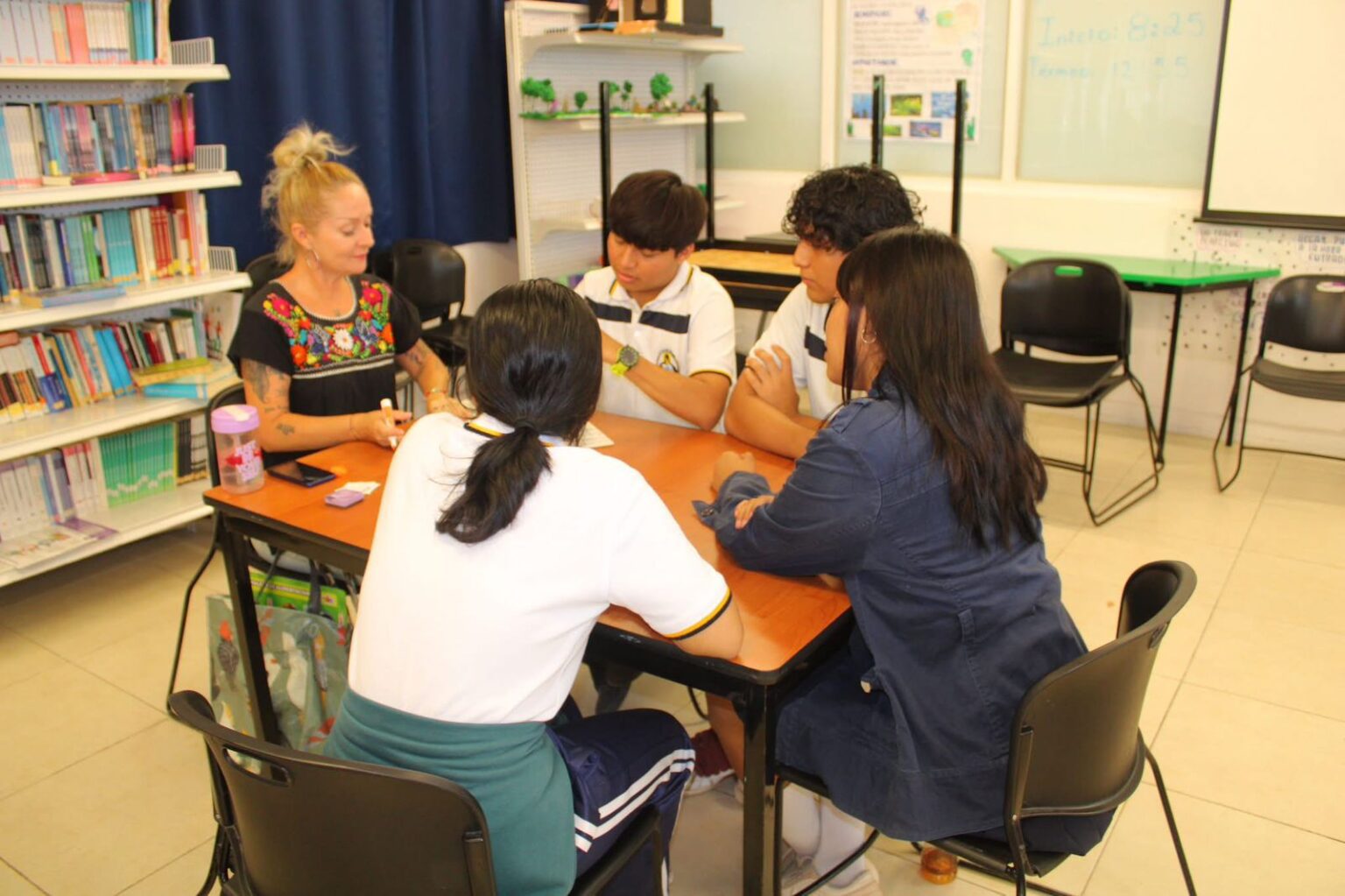 Estudiantes del Cetmar en Villas del Sol impulsan proyectos de innovación social