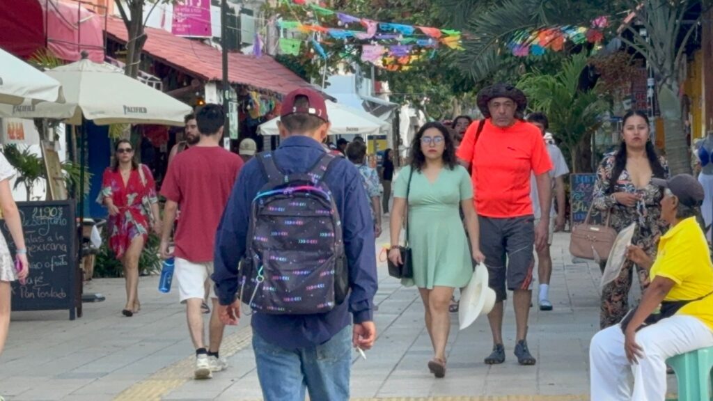 Coordinarán atención gubernamental integral a migrantes en Playa del Carmen