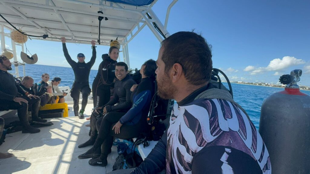 Apuntan buzos de Playa del Carmen a ferias internacionales para reactivar el mercado en 2026