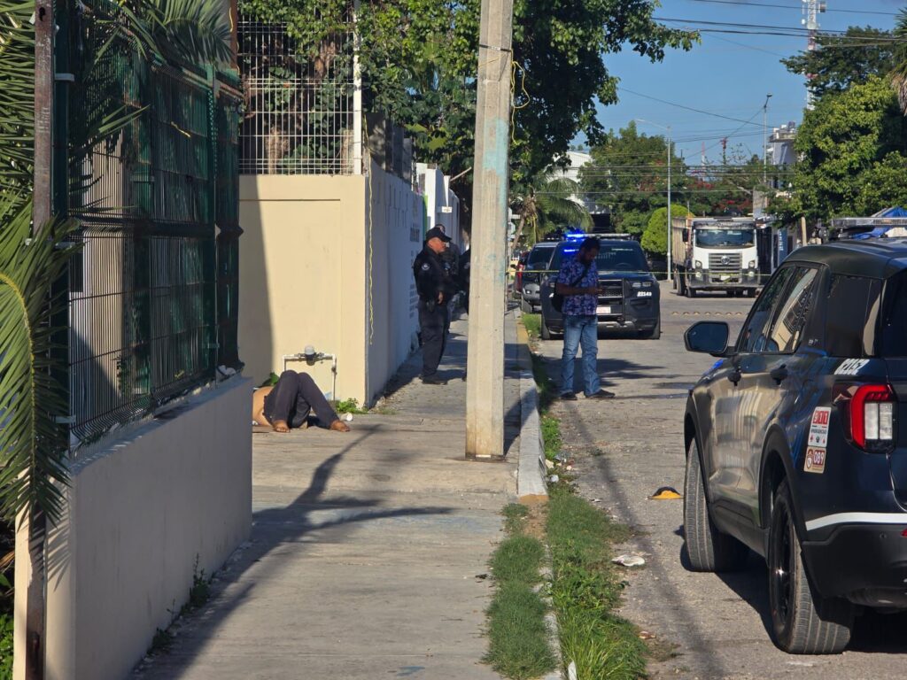 Hallan sin vida a hombre en situación de calle en la colonia Nicte Ha