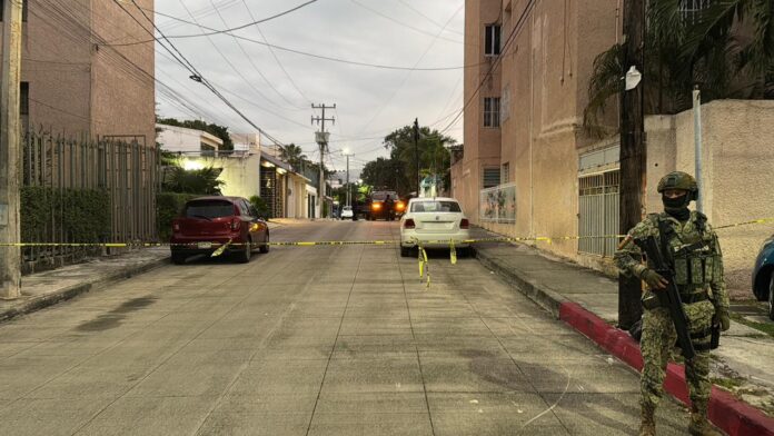 Policía Municipal activa protocolo por enfrentamiento con un civil armado en la Sm 20