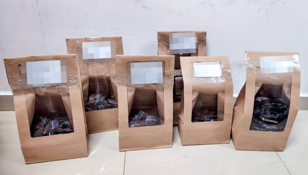 Golpe al narcomenudeo en Cancún: caen cinco presuntos distribuidores en operativos simultáneos