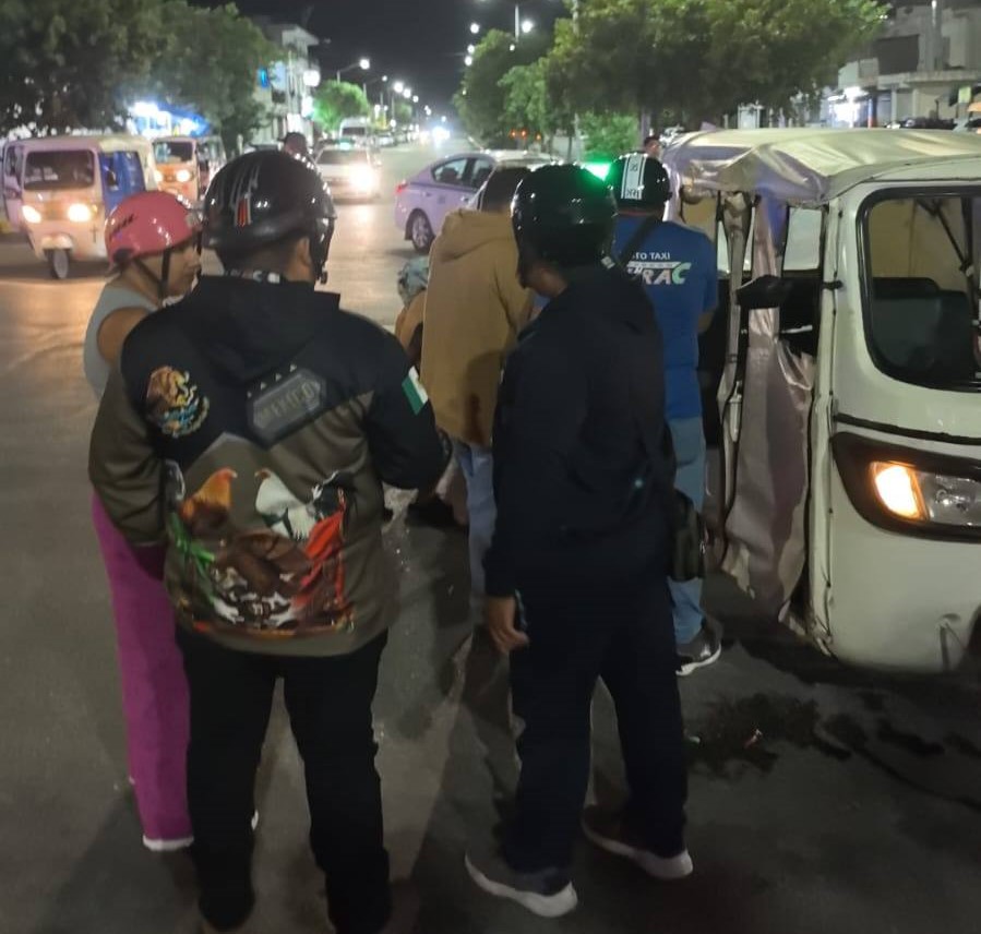 Accidente entre mototaxi y taxi deja una mujer lesionada en Villas del Sol