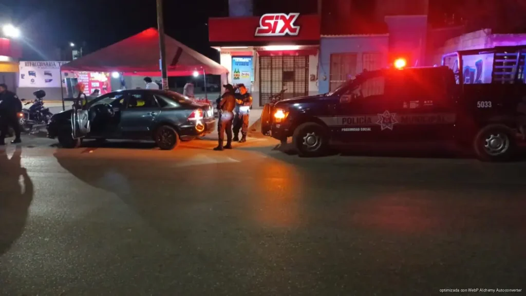 Asaltan violentamente tienda de conveniencia en Villas Otoch, Cancún