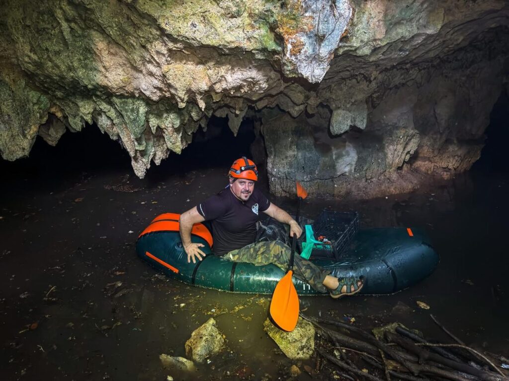 Fija proyecto Cenotes Urbanos meta de evaluar 100 cuevas en Playa del Carmen durante 2026