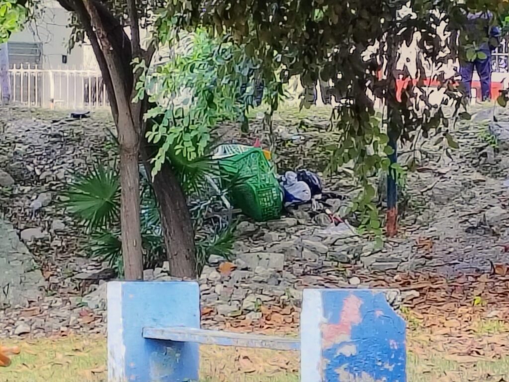 Hallan restos humanos dentro de un carrito de supermercado en Cancún