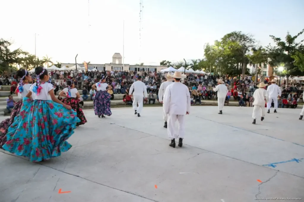 Estefanía Mercado impulsa cultura, tradición y economía local con la Feria del Tamal y del Atole
