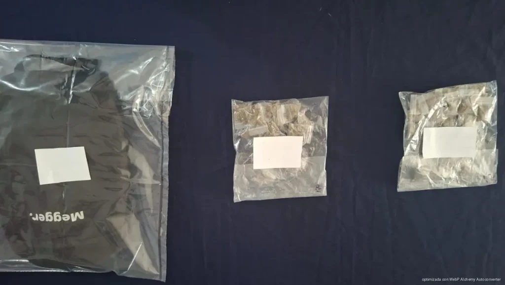 Detienen a dos presuntos narcomenudistas en Cielo Nuevo