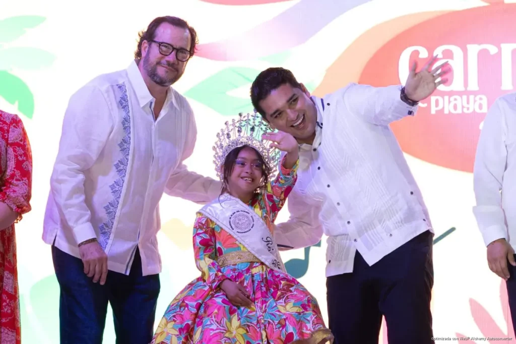 Espectacular arranque del Carnaval Playa del Carmen 2026 en la Plaza 28 de Julio 

