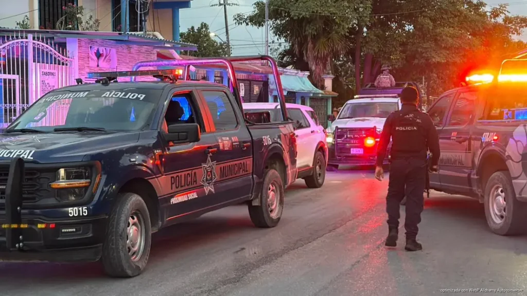 Balean a joven en la supermanzana 219 y lo trasladan al Hospital General de Cancún