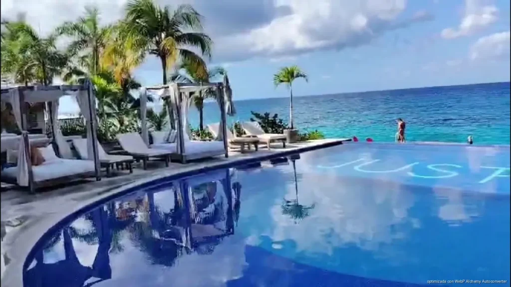 Hoteleros de Cozumel prevén alta ocupación en Semana Santa con nuevos vuelos