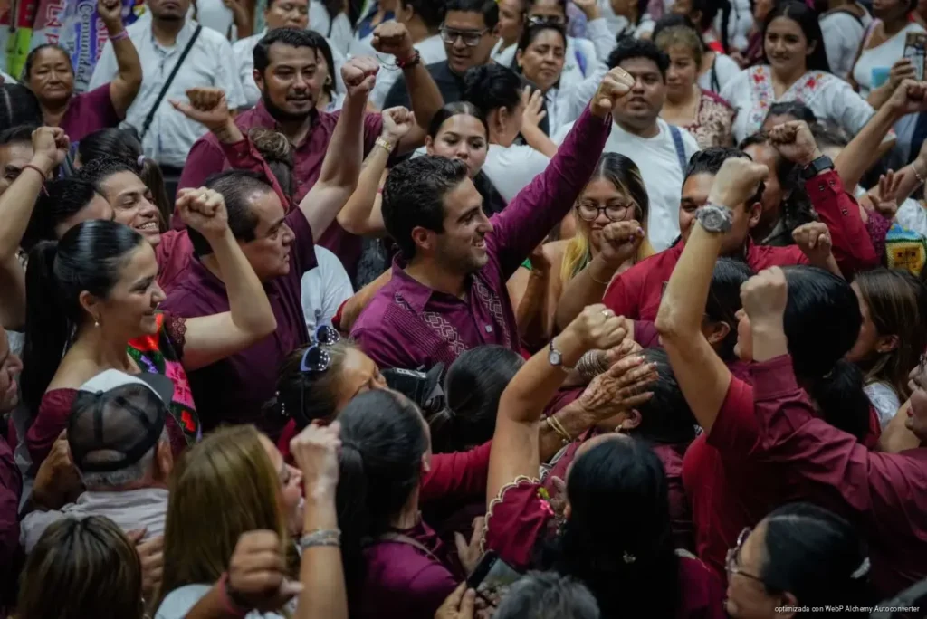 Morena reafirma respaldo a la Cuarta Transformación en asamblea en Playa del Carmen