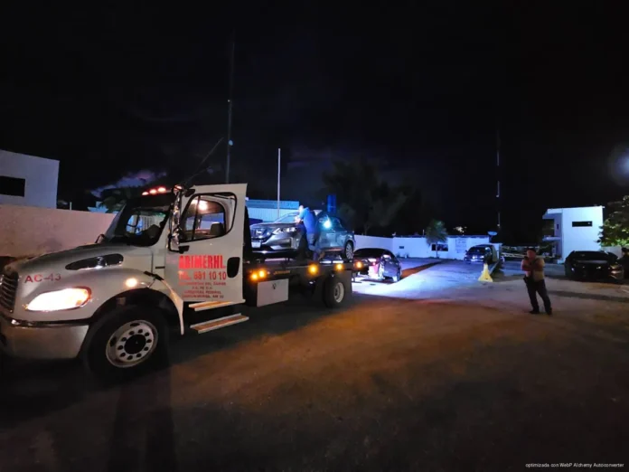 Aseguran taxis vinculados a grupo criminal en operativo en Punta Sam, Cancún