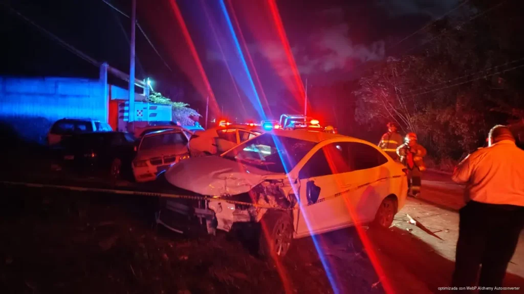 Fatal choque frontal en la carretera Gas Auto deja un muerto y un lesionado grave