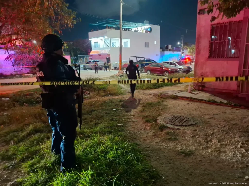 Ataque armado en Cancún deja un hombre sin vida; agresores huyeron en motocicleta