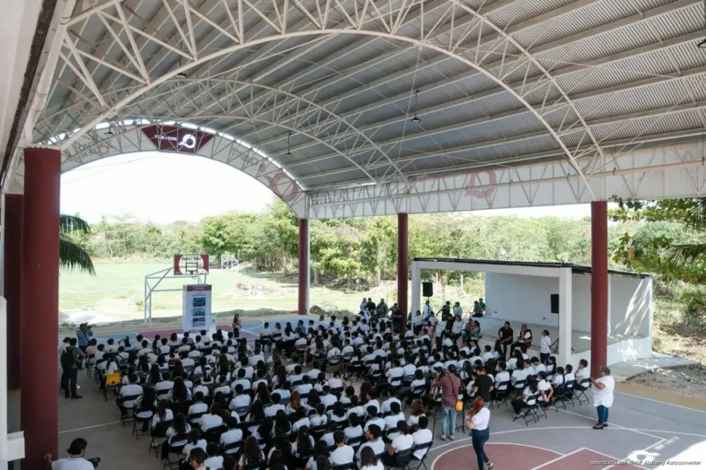 Inauguran domo en Bachilleres de Puerto Morelos