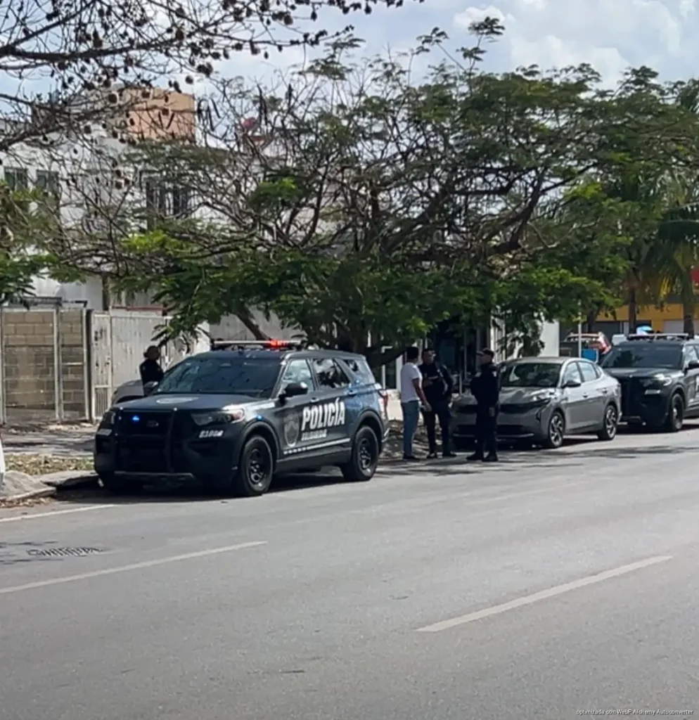 Policía frustra extorsión virtual en Playa del Carmen