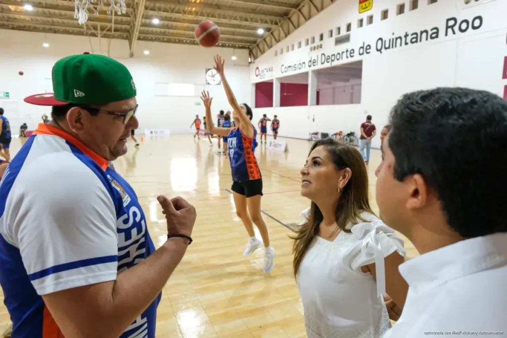 Canchas, becas y actividad física: así se fortalece el deporte en el estado