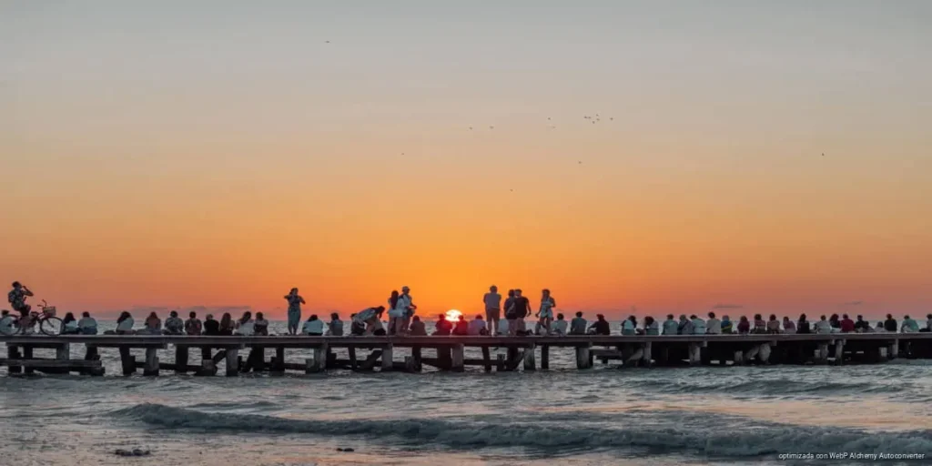 Alcanza Holbox lleno total en Semana Santa y presume playas sin sargazo