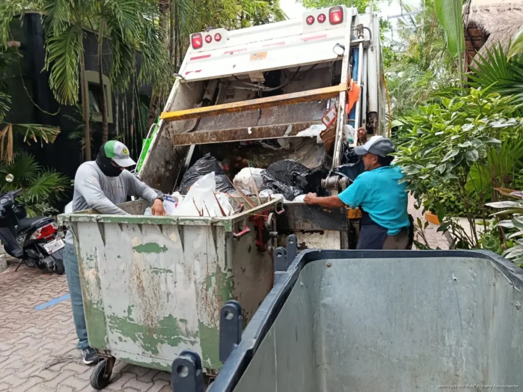 Instalarán nuevos contenedores de basura en zona turística de Playa del Carmen Instalarán nuevos contenedores de basura en zona turística de Playa del Carmen