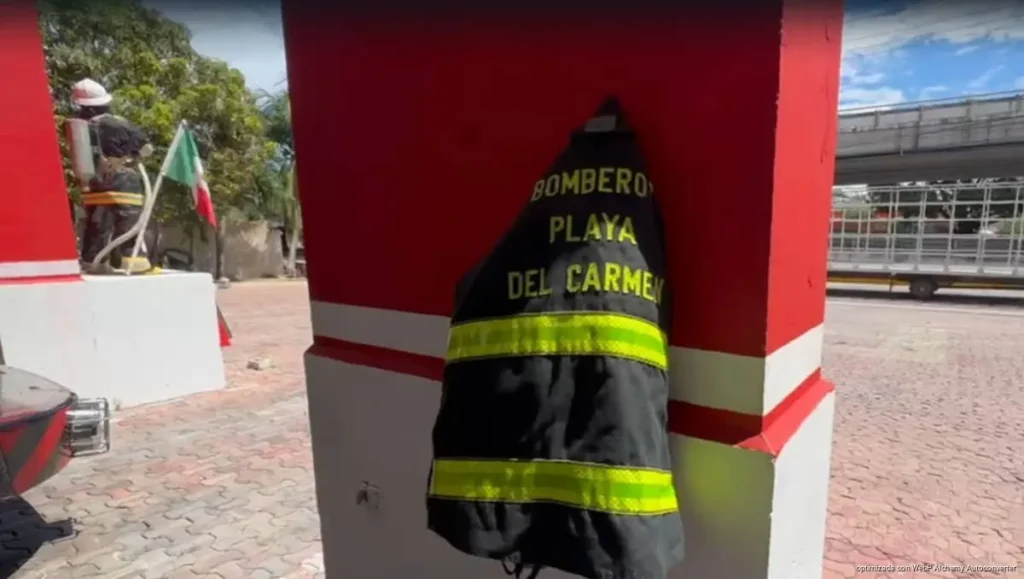 Buscan mejorar condiciones laborales de bomberos tras años de rezago