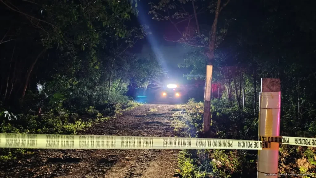 Abandonan restos de una persona cerca de “gas auto” en Cancún