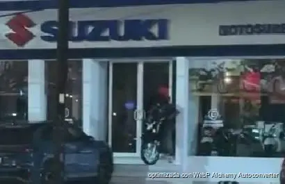 “El gringo” vuelve a hacer de las suyas: intenta robar moto en Cancún