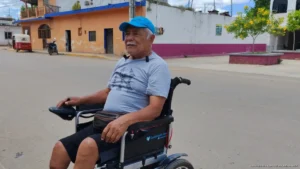 Personas con discapacidad enfrentan obstáculos en parque de Morelos Personas con discapacidad enfrentan obstáculos en parque de Morelos