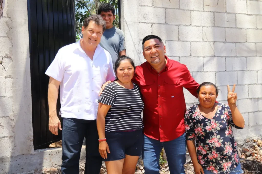 Refuerzan atención ciudadana en Sagrado Corazón de Jesús en Playa del Carmen