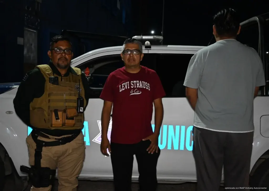 Evitan secuestro virtual en Cancún y rescatan a joven tras extorsión telefónica