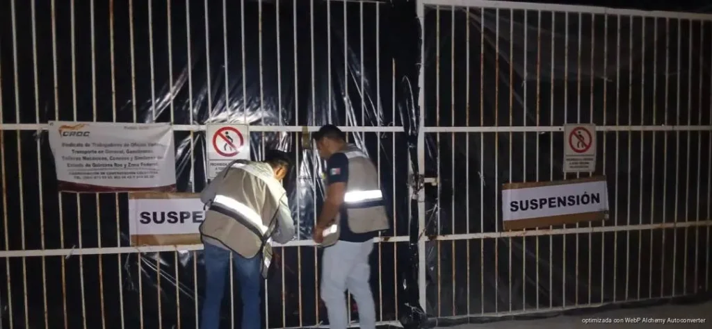 Reclausuran predio en Xcalacoco tras romper sellos por vertido de aguas negras