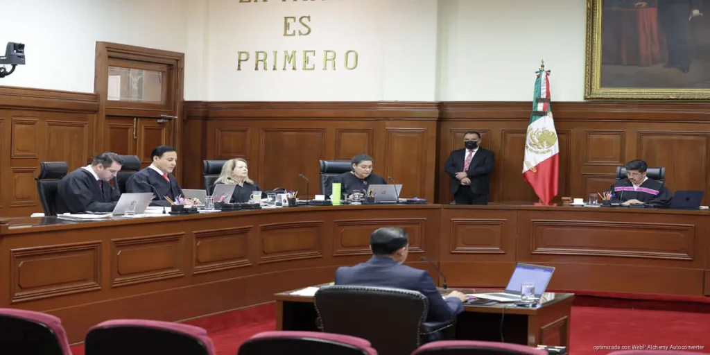 Suprema Corte da luz verde a la UIF para congelar cuentas sin orden judicial Suprema Corte da luz verde a la UIF para congelar cuentas sin orden judicial
