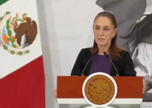 Sheinbaum culpa a los estados del “recortón” de clases, defiende a Mario Delgado
