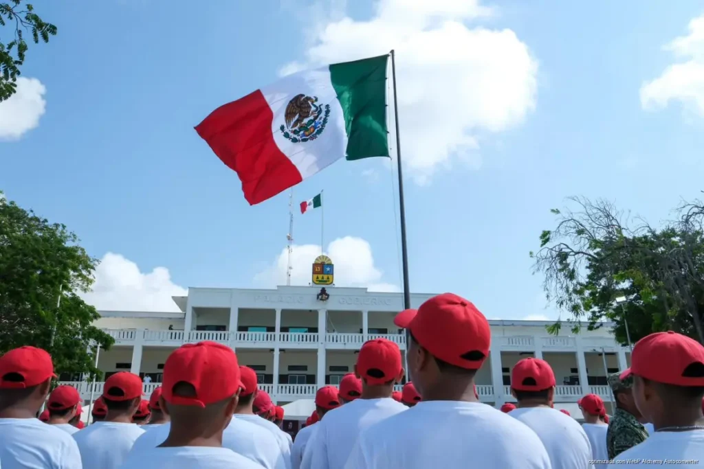 Encabeza Mara Lezama Toma de Protesta de Bandera de 284 conscriptos del Servicio Militar Nacional en Quintana Roo