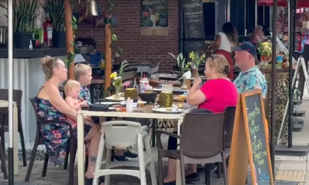 Restaurantes esperan repunte por Día de las Madres en Playa del Carmen