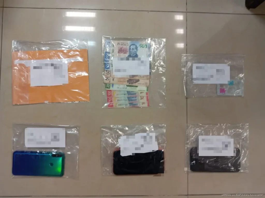 Detienen a pareja por presunta extorsión en Playa del Carmen